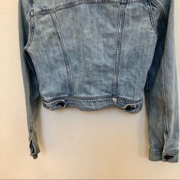 American Eagle Denim Jacket Womens Medium Distressed SPPocket Jean Blue Long Sl. - Picture 8 of 11